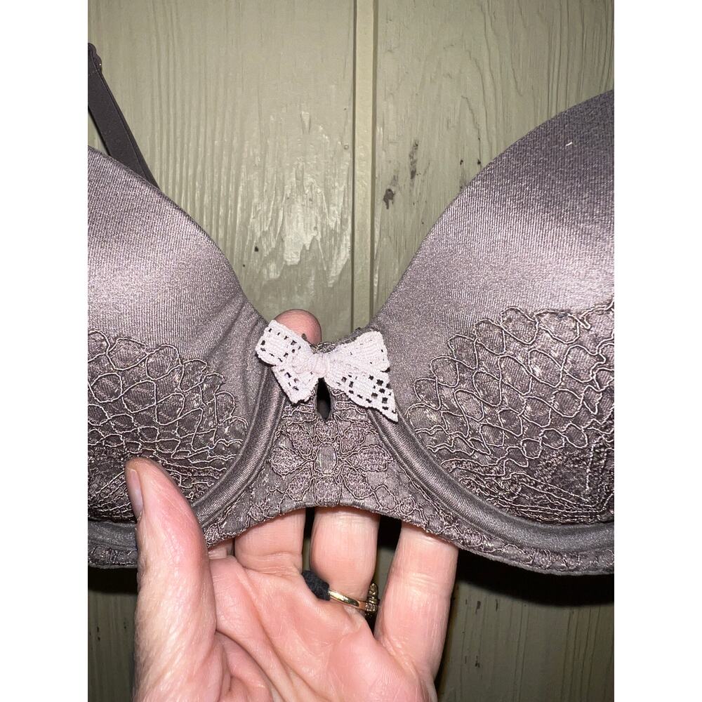 34C Body By Victoria's Secret Bra Lined Demi Lace Underwire Gray Taupe Underwire - Picture 2 of 6
